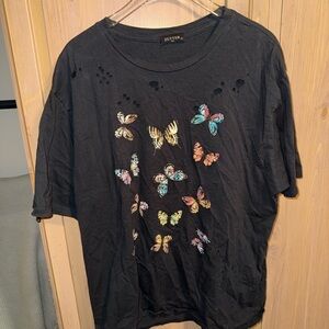 Distressed Black Butterfly Print Women's Tee